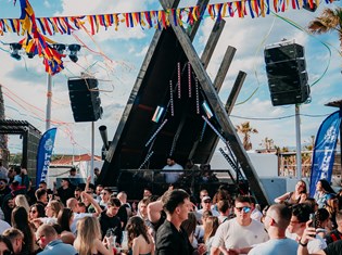 UNIFEST_AFTER BEACH PARTY.JPG